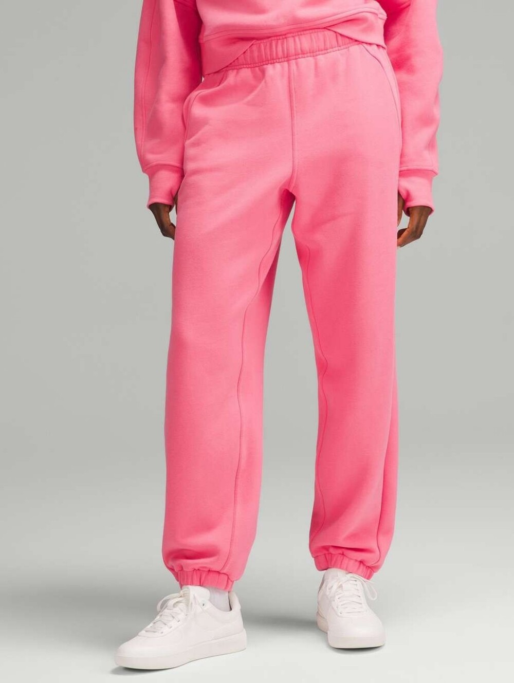 Lululemon Scuba Mid-Rise Oversized Jogger *Short